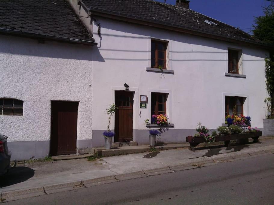 Gite Les 7 Frenes Vaux-sur-Sure Buitenkant foto
